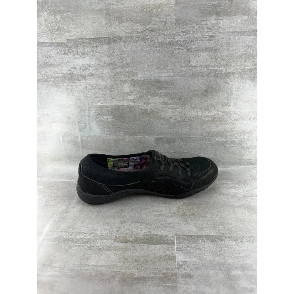 Skechers Relaxed Fit Memory Foam Black Bungee Slip On Shoes 23030TX Women Sz 8.5